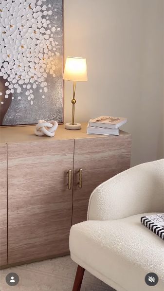 Cordless marble table lamp in @ollgabbigun's living room